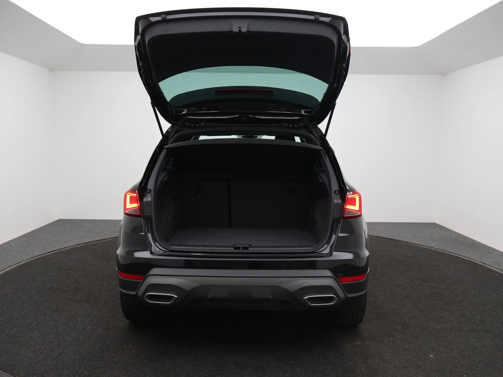 SEAT Arona Arona FR Limited 1.0TSI 110PK AUTOMAAT*VIRTUAL COCKPIT*CRUISE*CAMERA*PDC*APP-CONNECT*...*