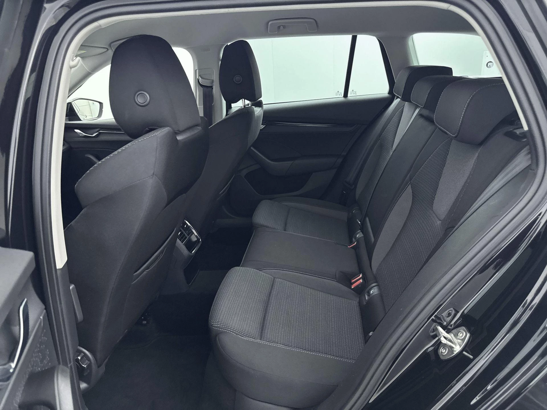 Škoda Octavia Combi 1.0 e-TSI Business Edition