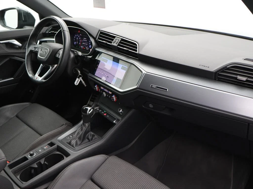 Audi-Q3-image-2