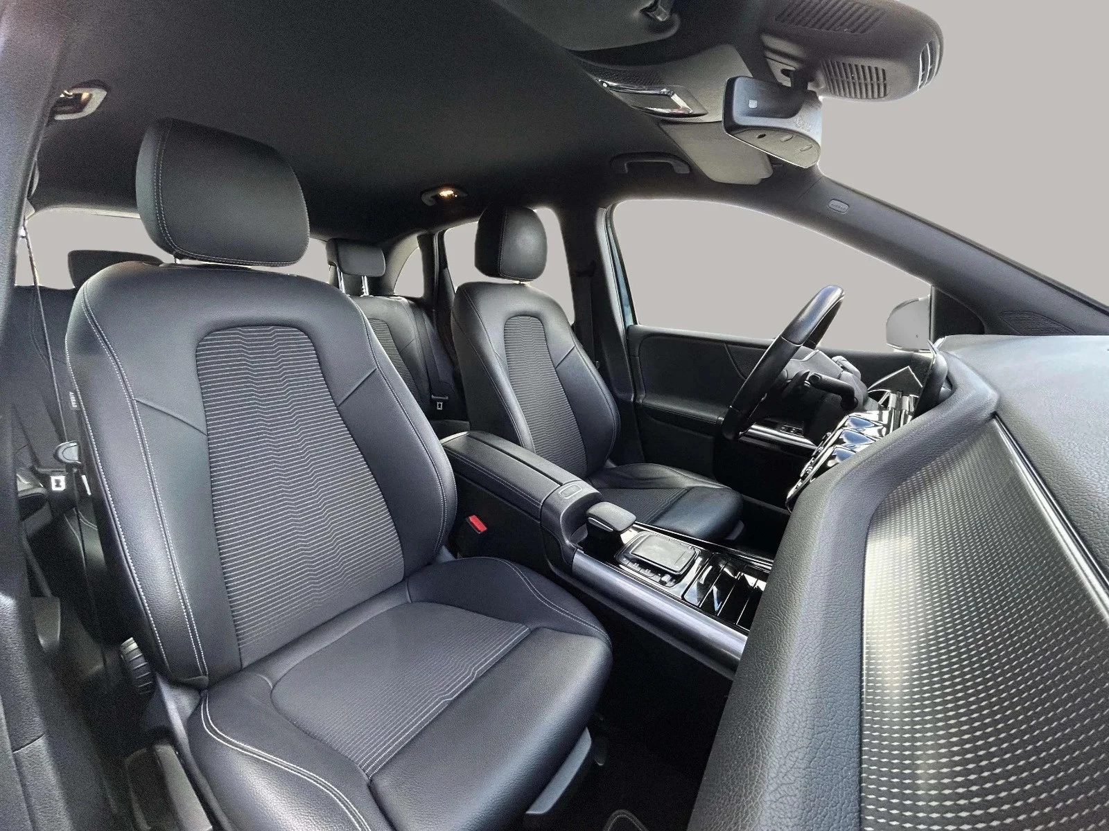 Mercedes-Benz-B-Klasse-image-14