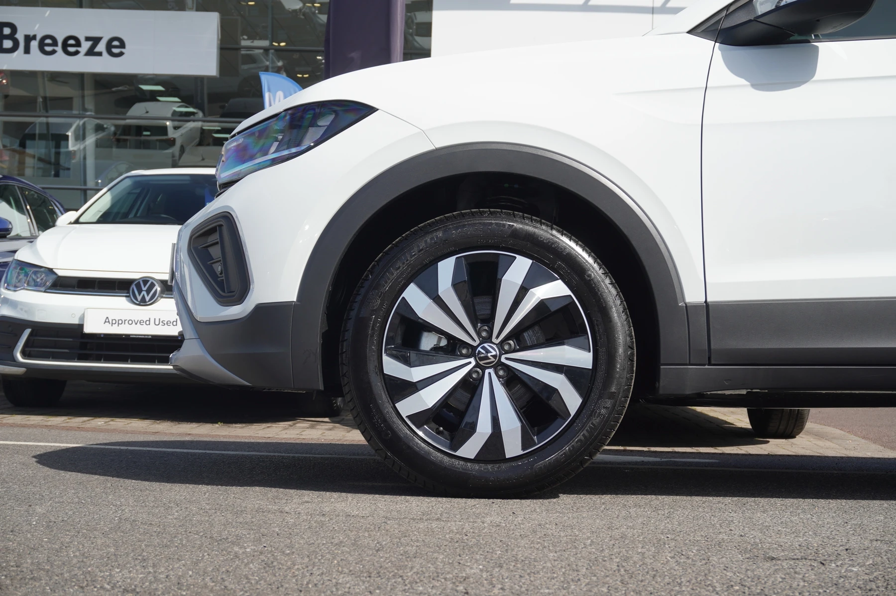 Volkswagen-T-Cross-image-4