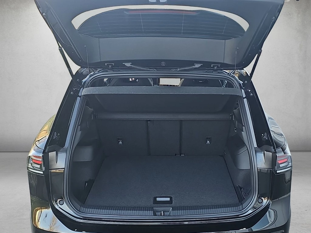 Volkswagen Tiguan 1.5l eTSI DSG R-Line"Black Style" *AHK