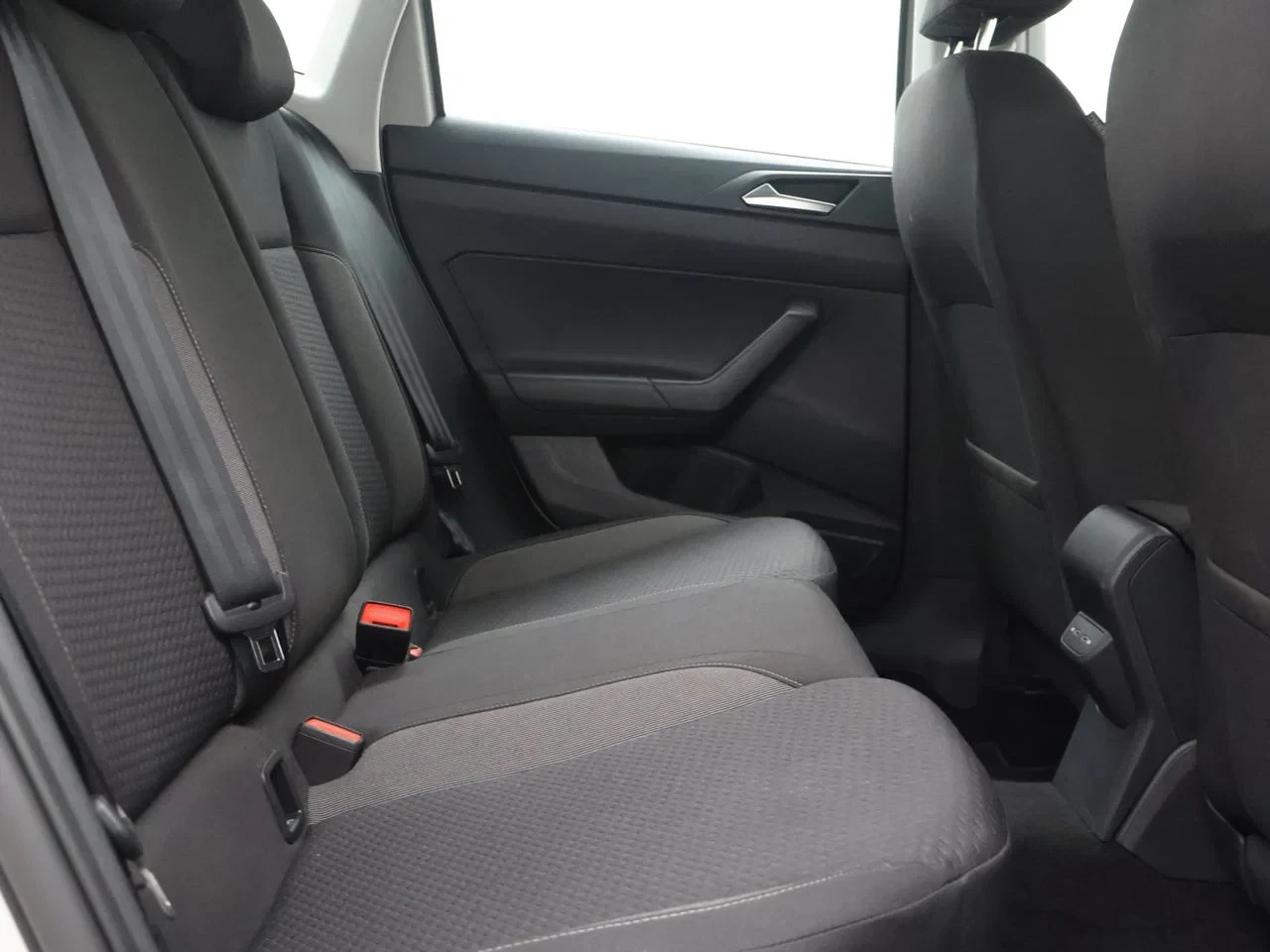 Volkswagen-Polo-image-22