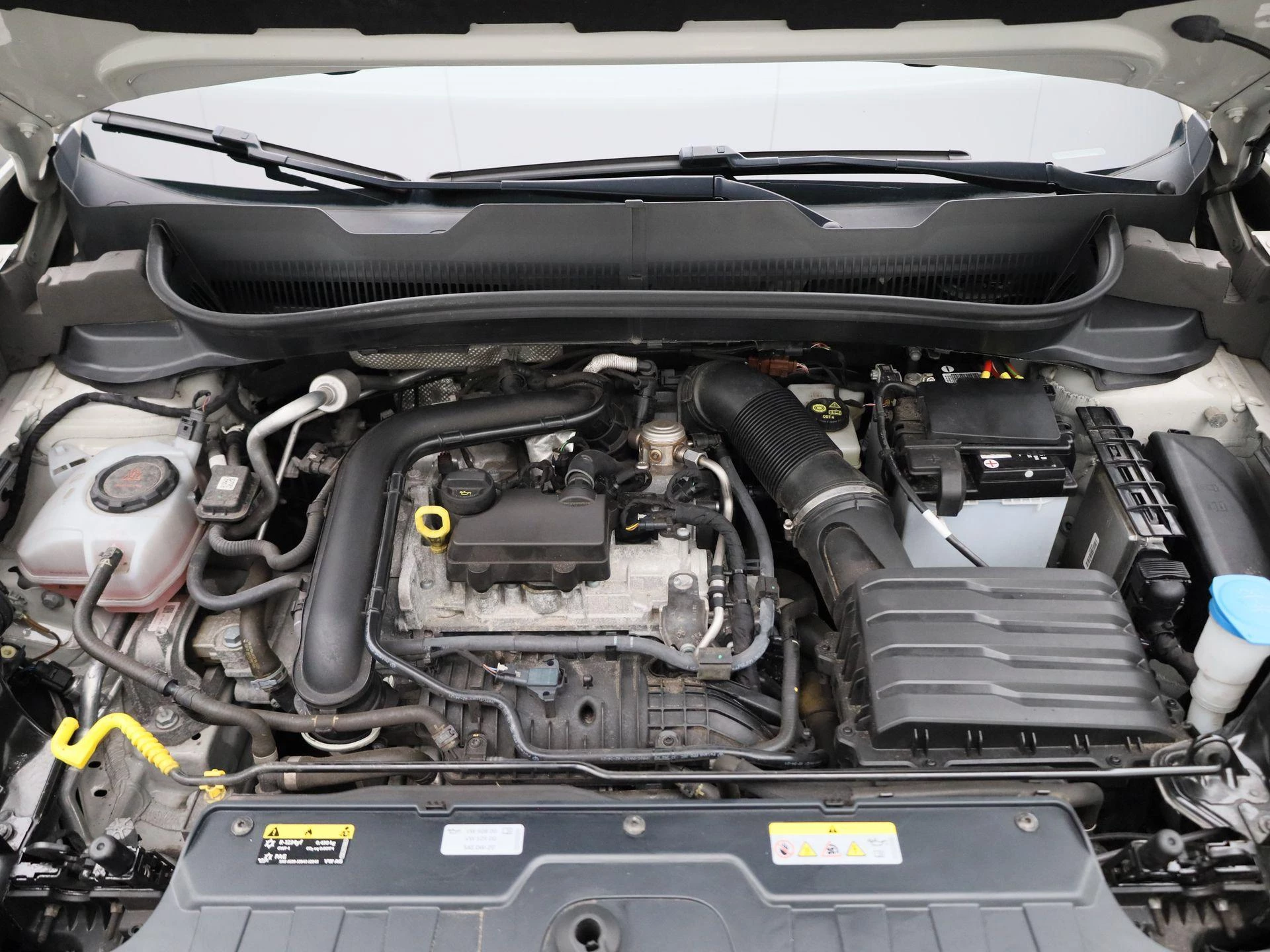 Volkswagen-T-Cross-image-32