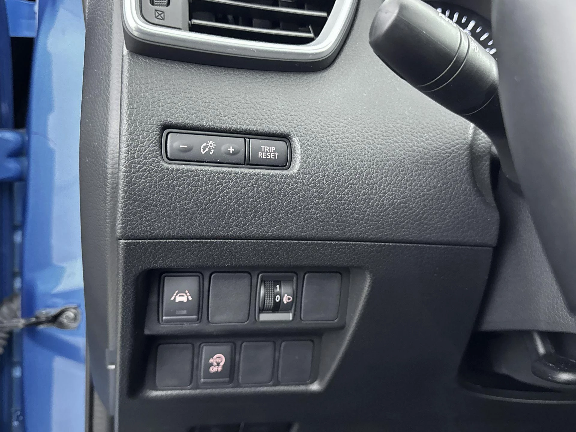 Nissan-QASHQAI-image-23