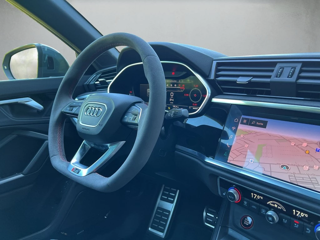 Audi RSQ3 2.5 TFSI quattro S tronic *Navi*Pano*AHK*