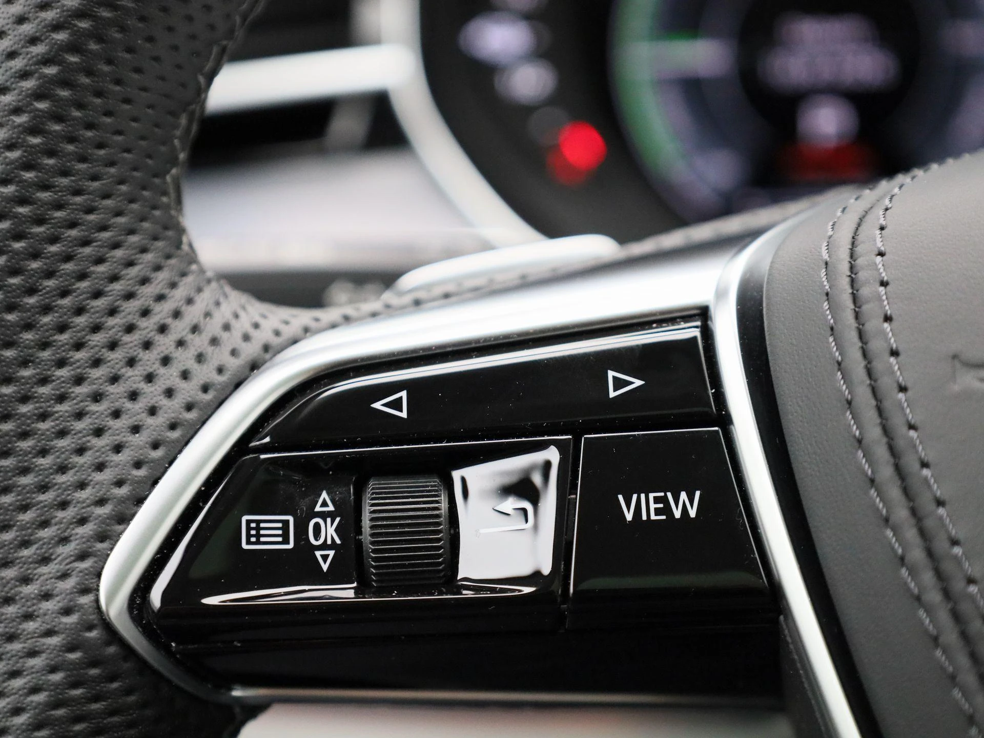 Audi-A8-image-18