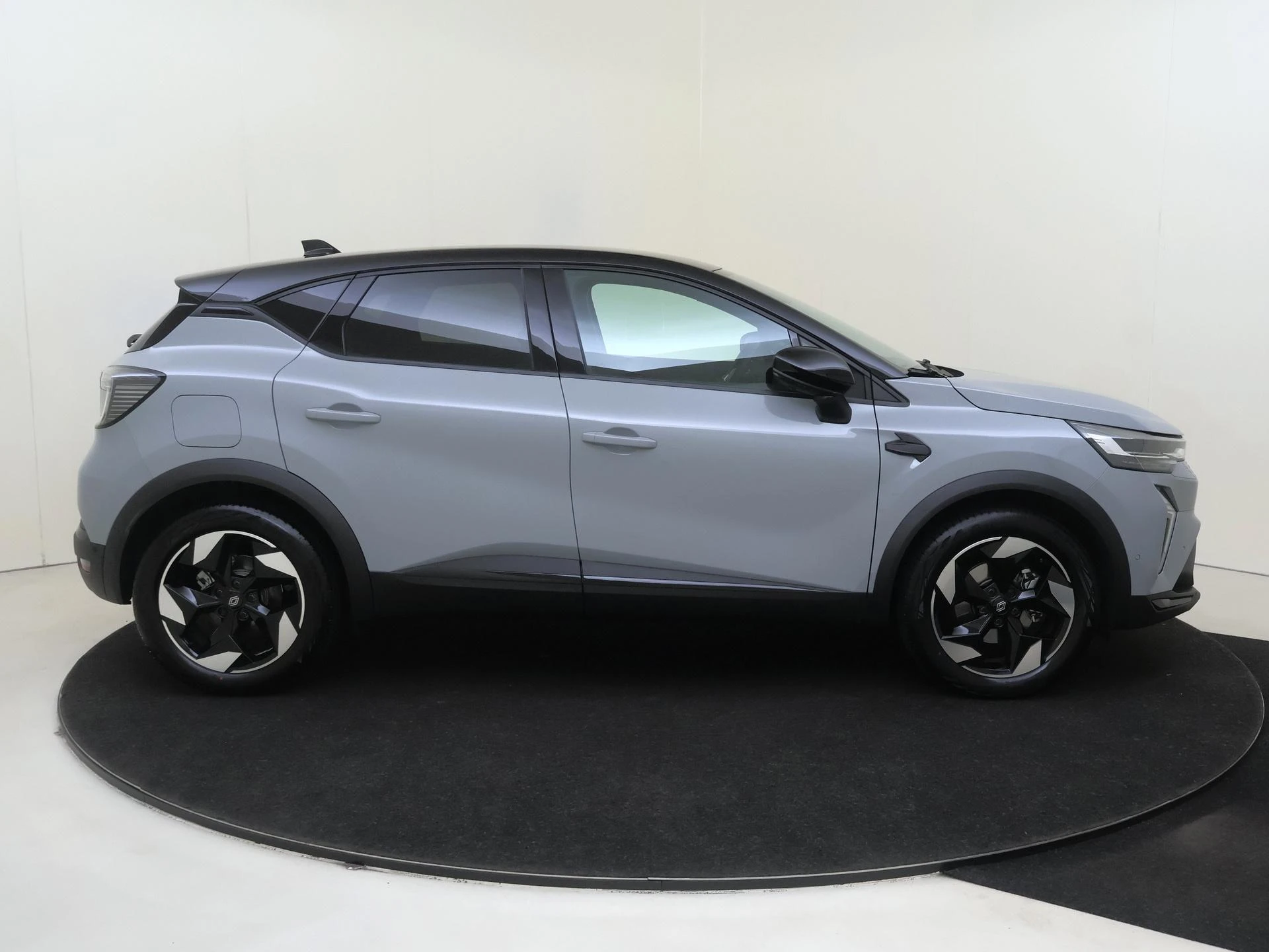 Renault-Captur-image-8