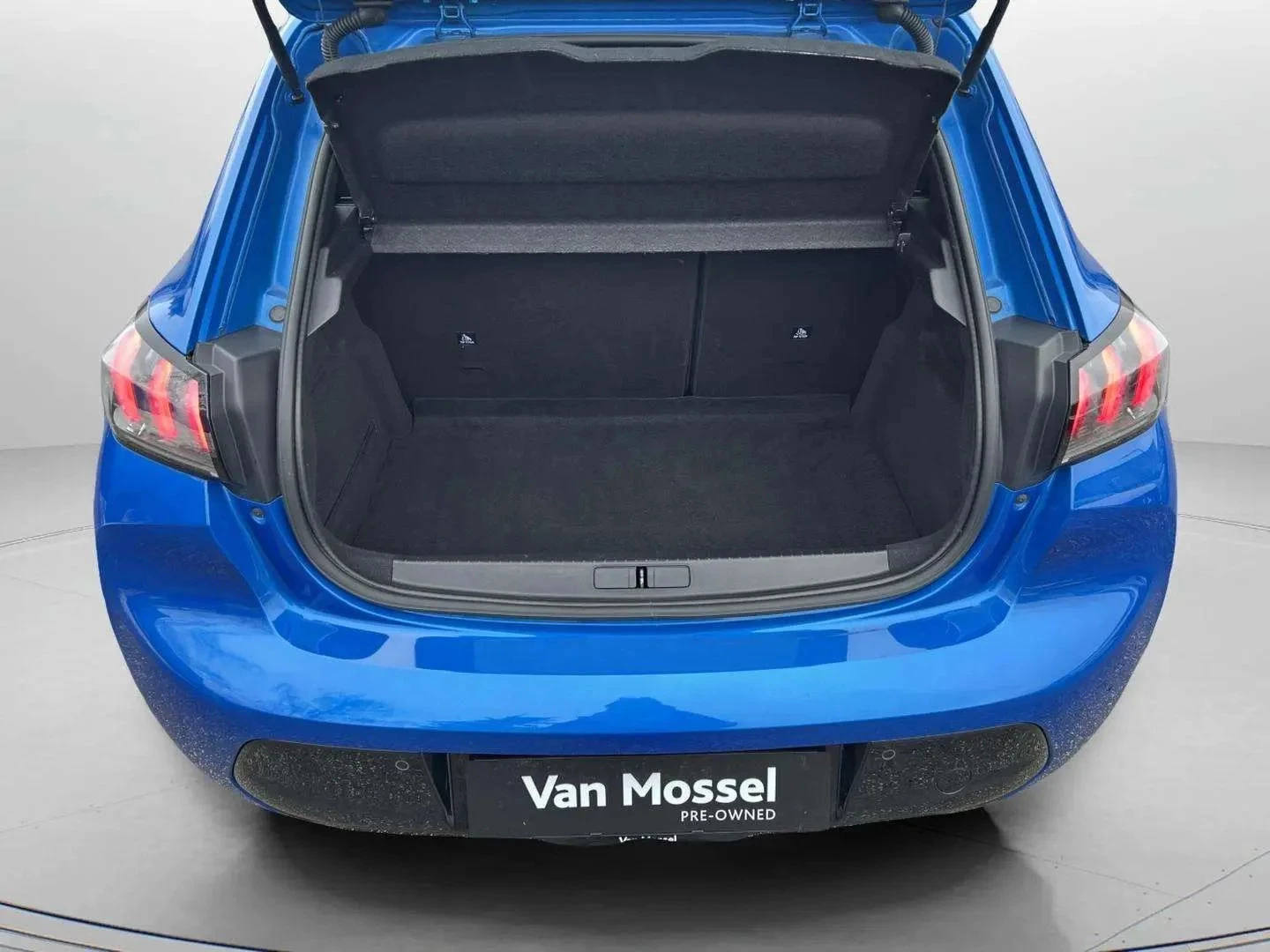 Peugeot-e-208-image-20