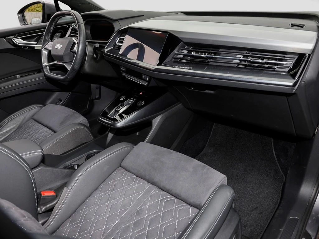 Audi Q4 e-tron 40 advanced Navi Matrix Pano AHK