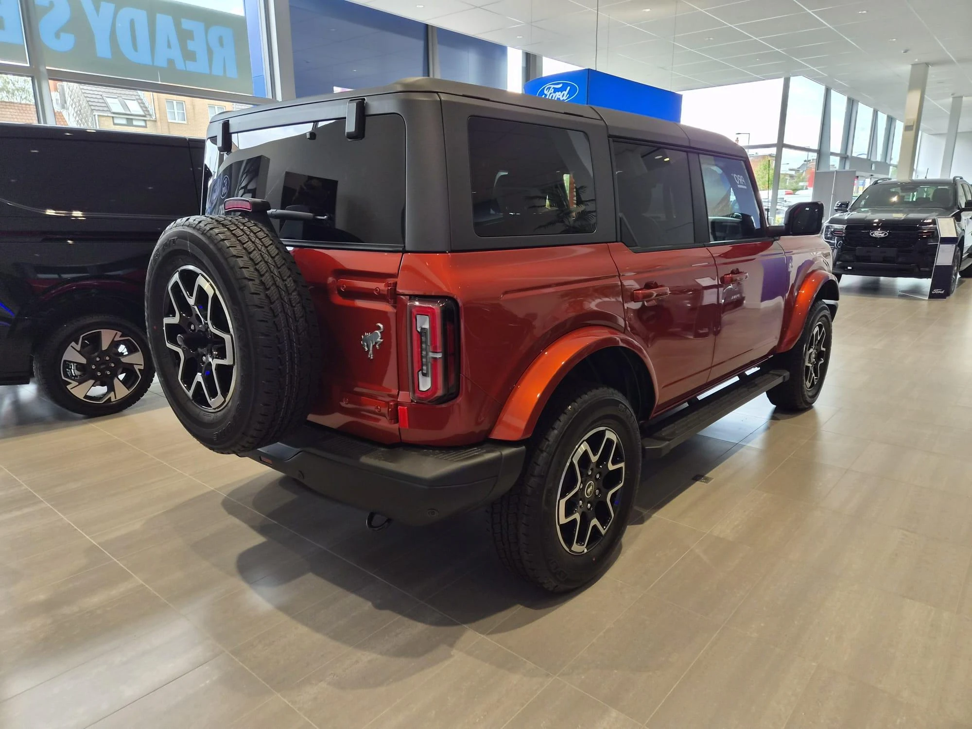 Ford Bronco Outer Banks (prijs professionelen)
