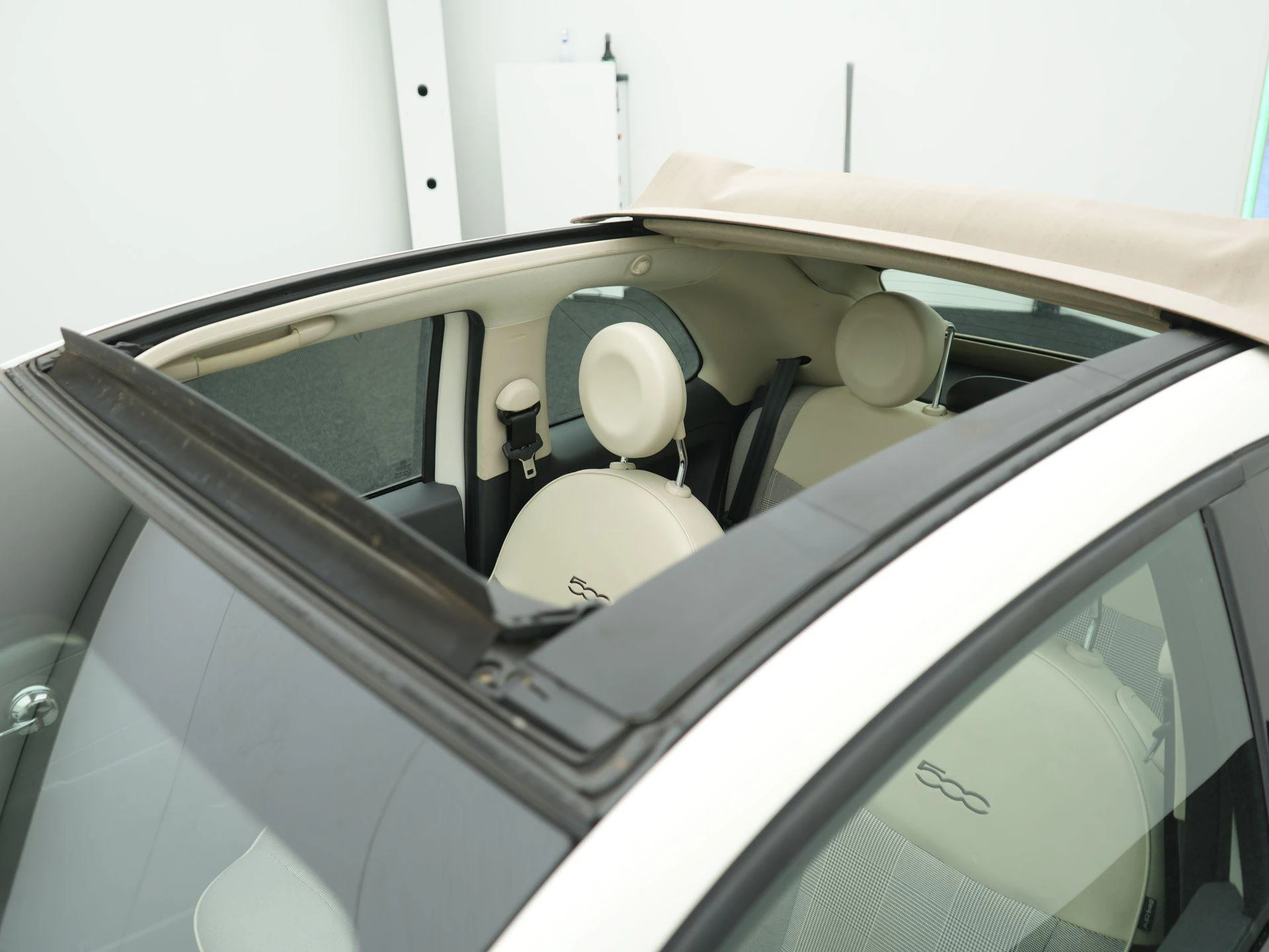 Fiat-500C-image-23