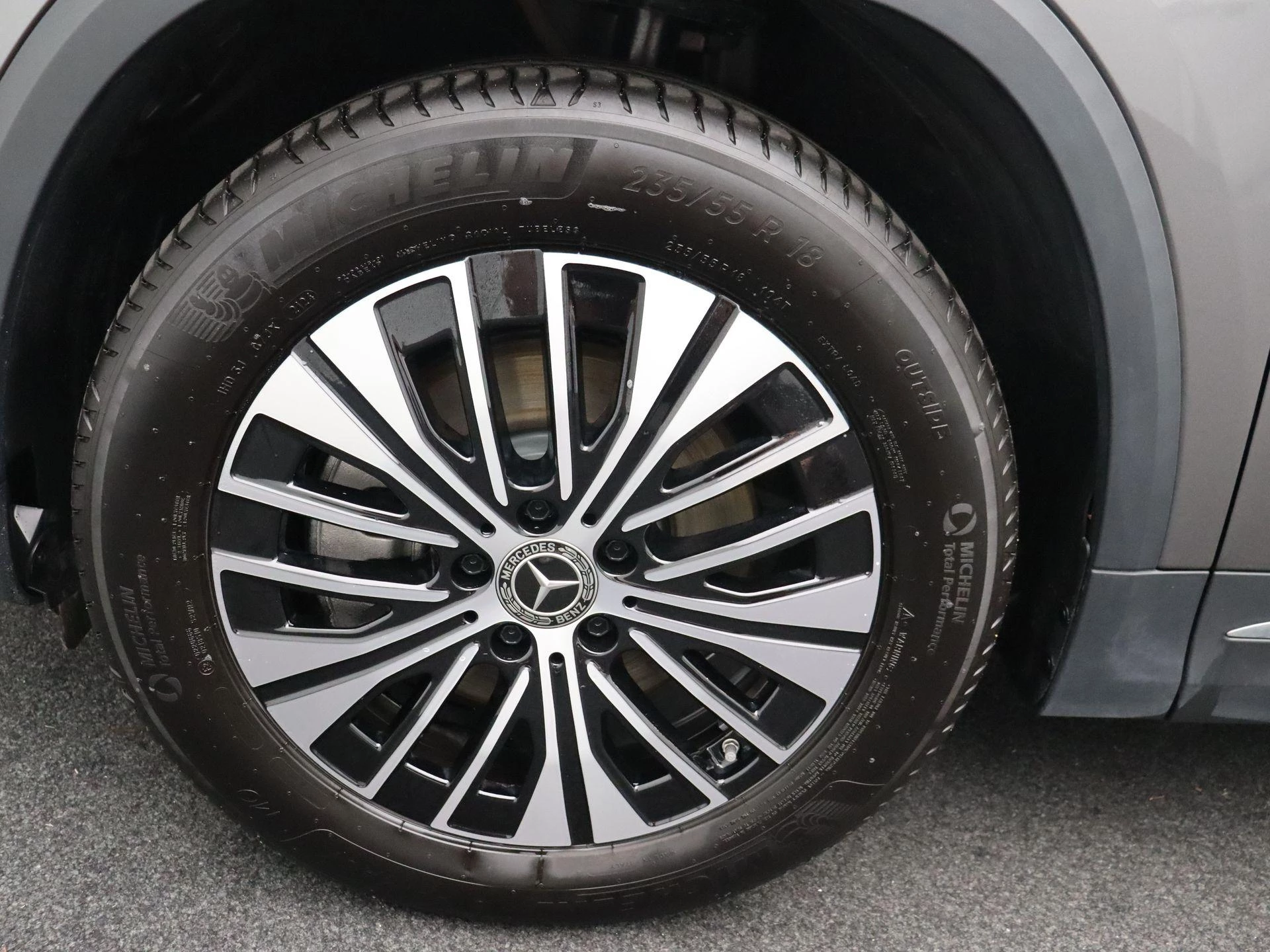 Mercedes-Benz EQA 250+ Business Line