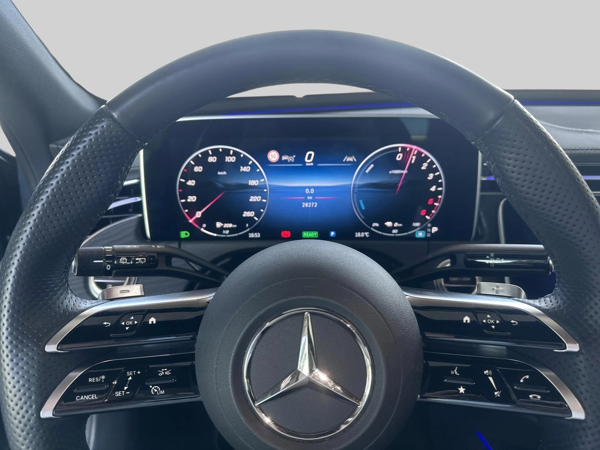 Mercedes-Benz-Classe E-image-10