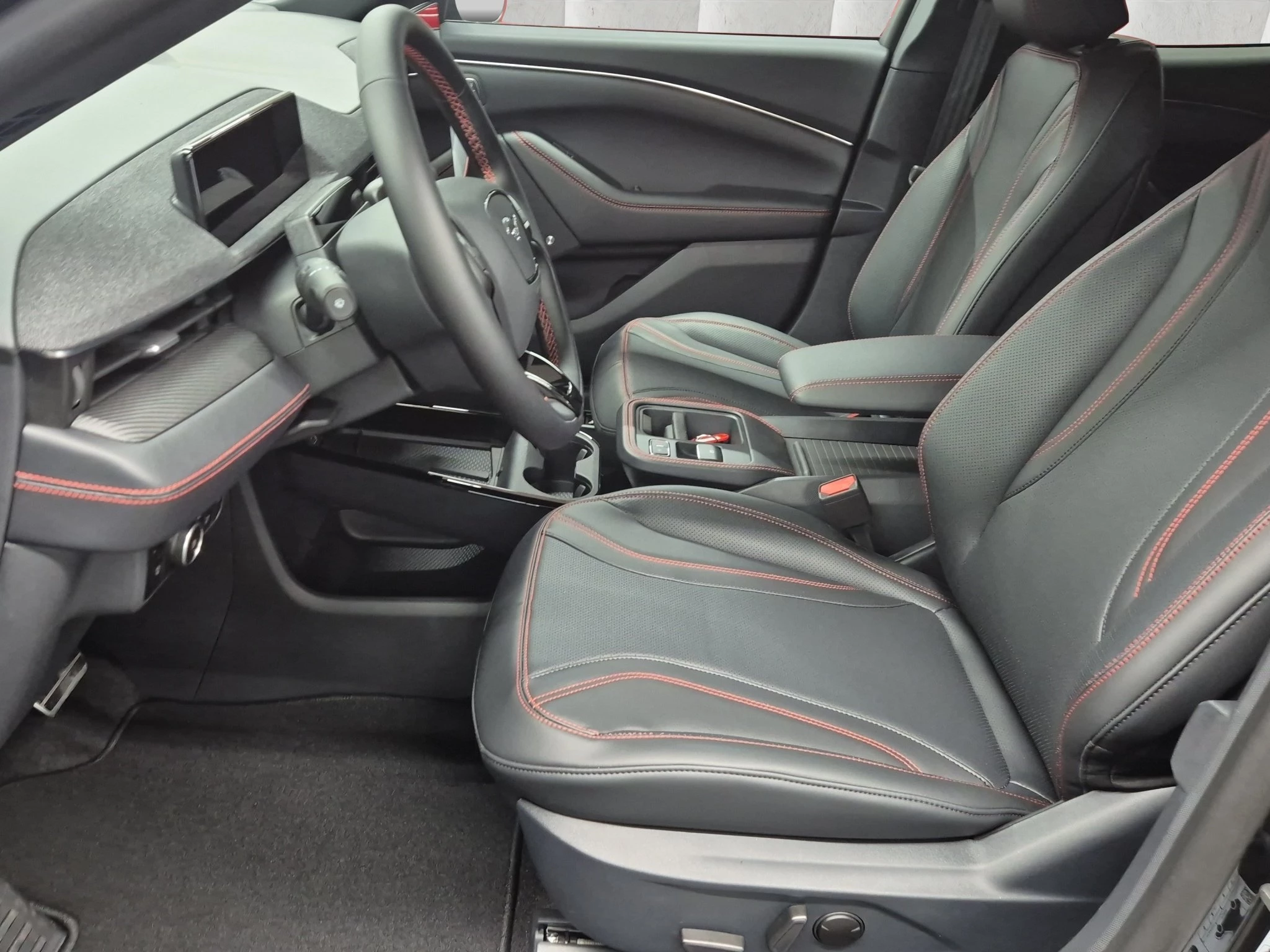 Ford-Mustang Mach-E-image-9