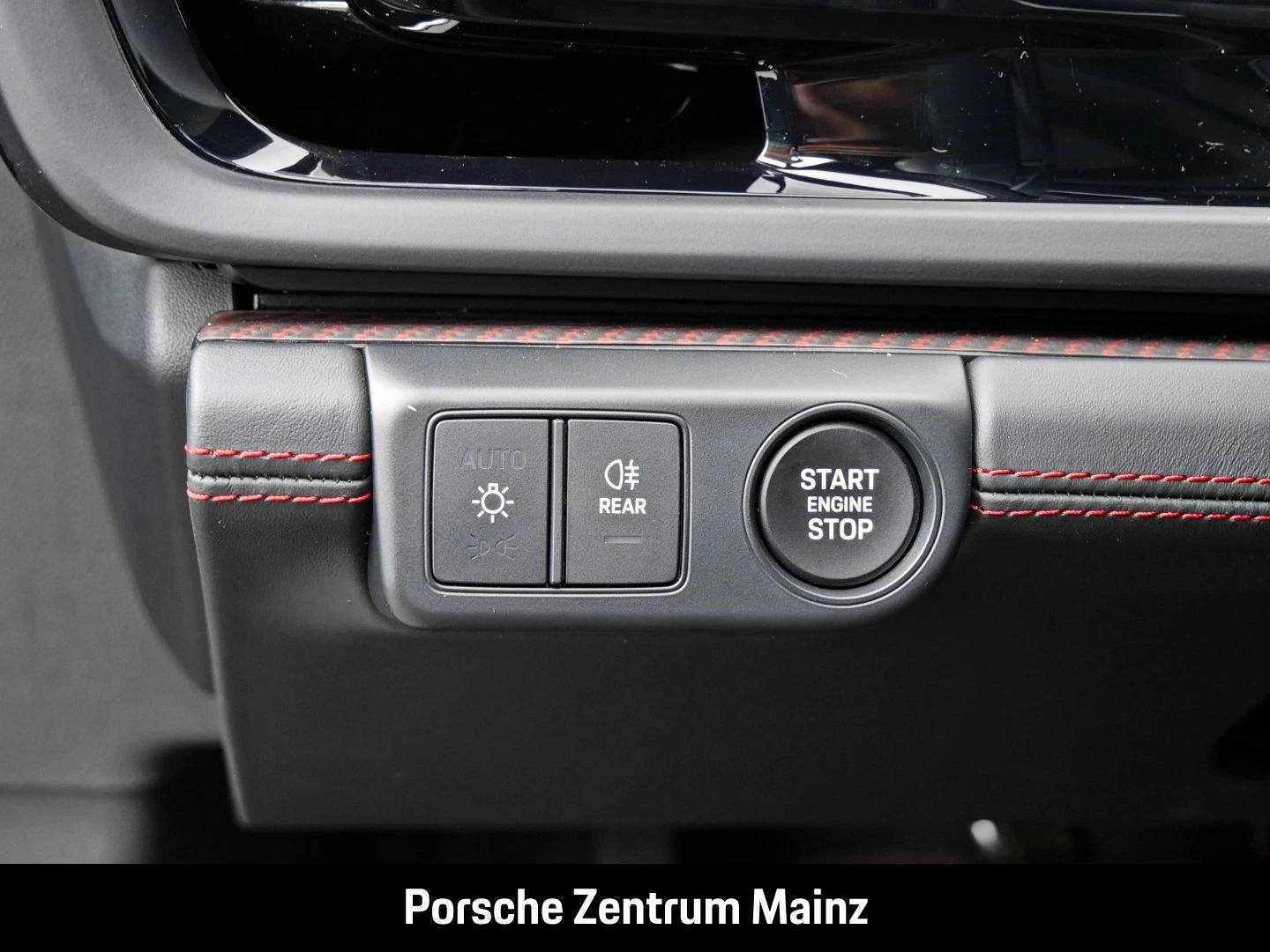 Porsche-Panamera-image-25