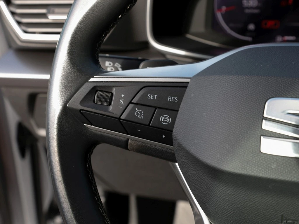 SEAT-Leon-image-15