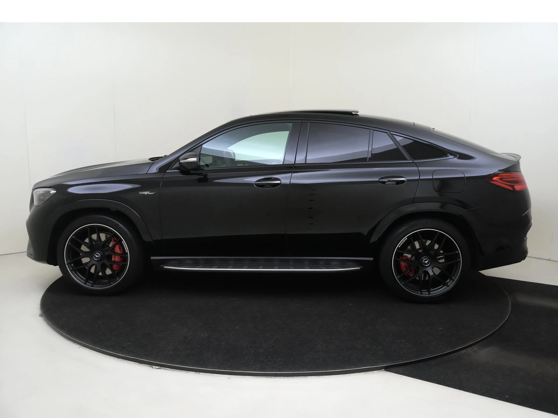Mercedes-Benz-GLE-image-8