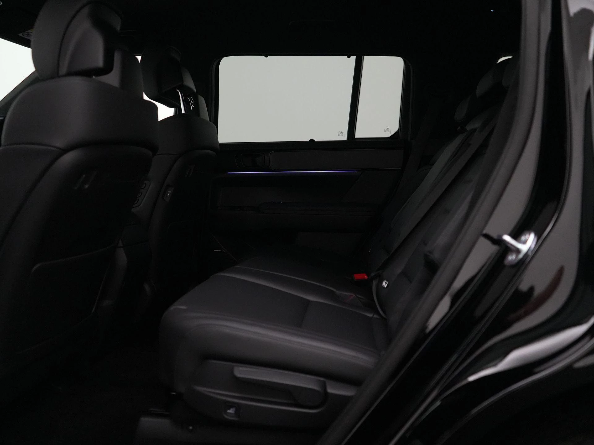 Hyundai-Santa Fe-image-40
