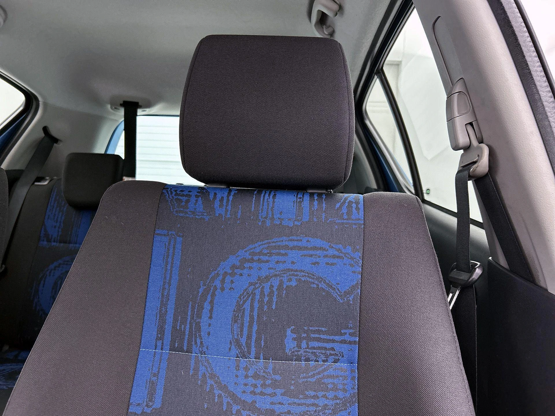 Opel-Agila-image-14