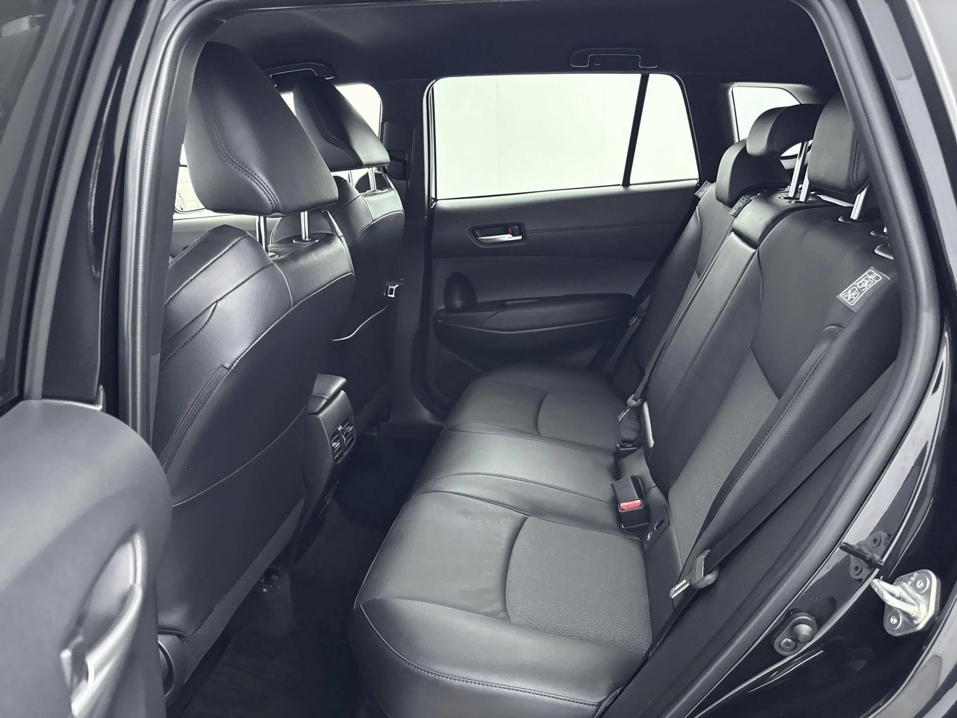 Toyota-Corolla Cross-image-25