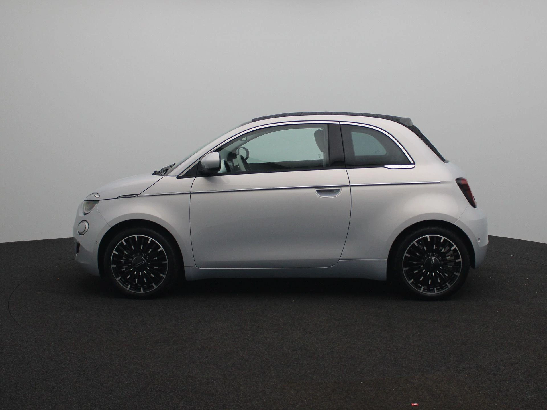 Fiat-500C-image-3