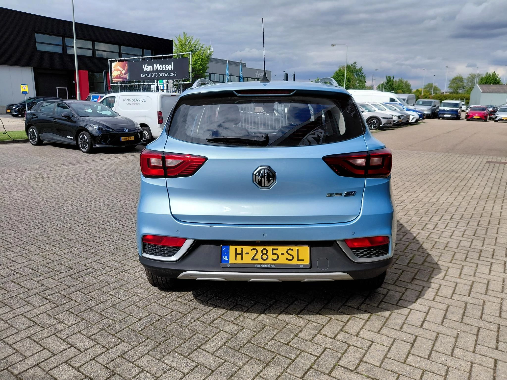 MG-ZS EV-image-4