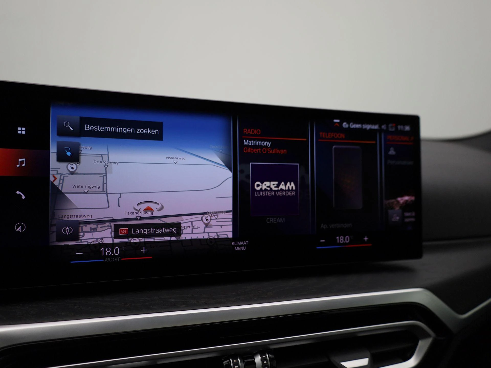 BMW-i4-image-18