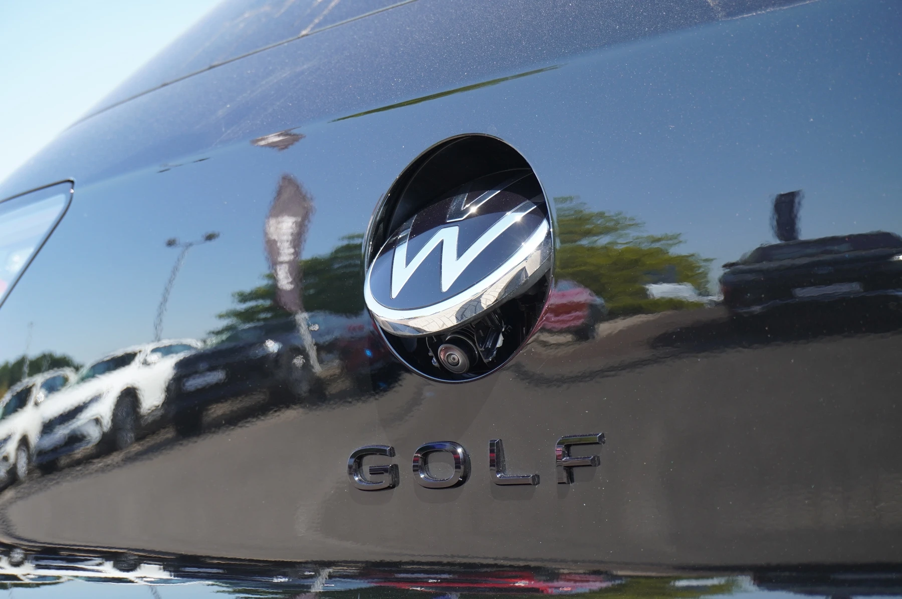 Volkswagen-Golf-image-18
