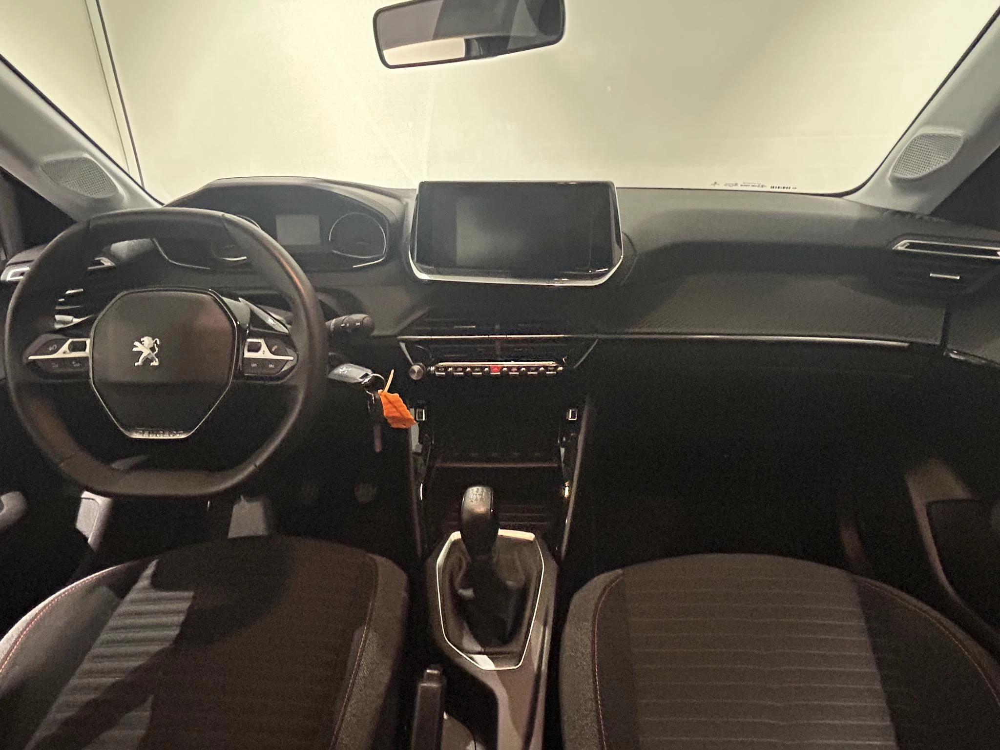 Peugeot-208-image-14