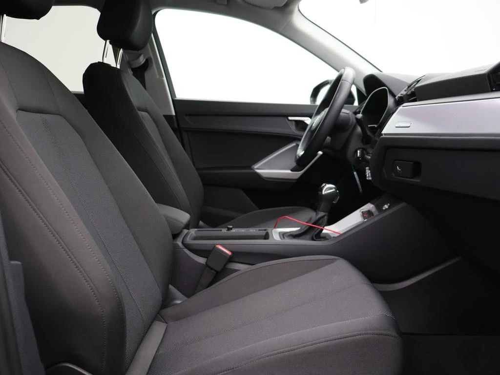 Audi Q3 PHEV Audi Q3 PHEV Attraction 45TFSIe 245PK *AUTOMAAT*VIRTUAL COCKPIT*CRUISE*PDC*APP-CONNECT*...*