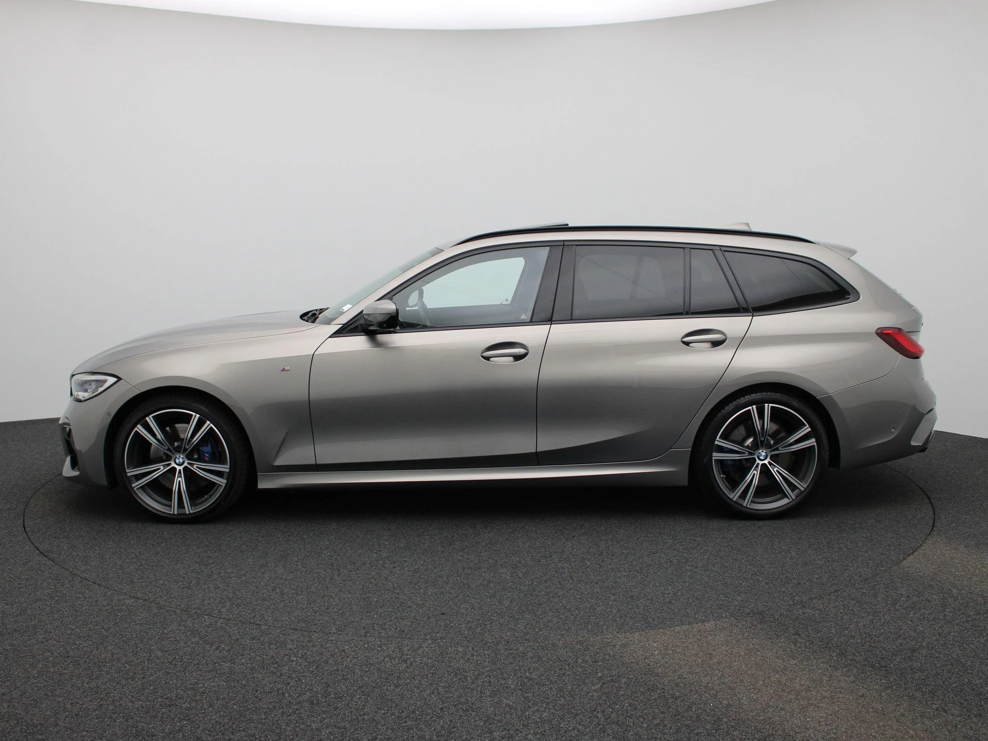 BMW-3 Serie-image-3