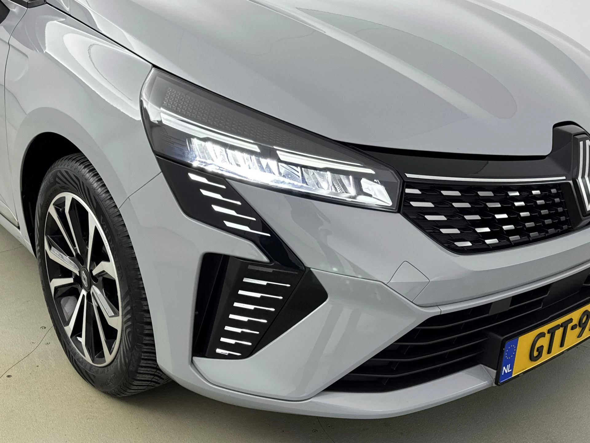 Renault-Clio-image-21