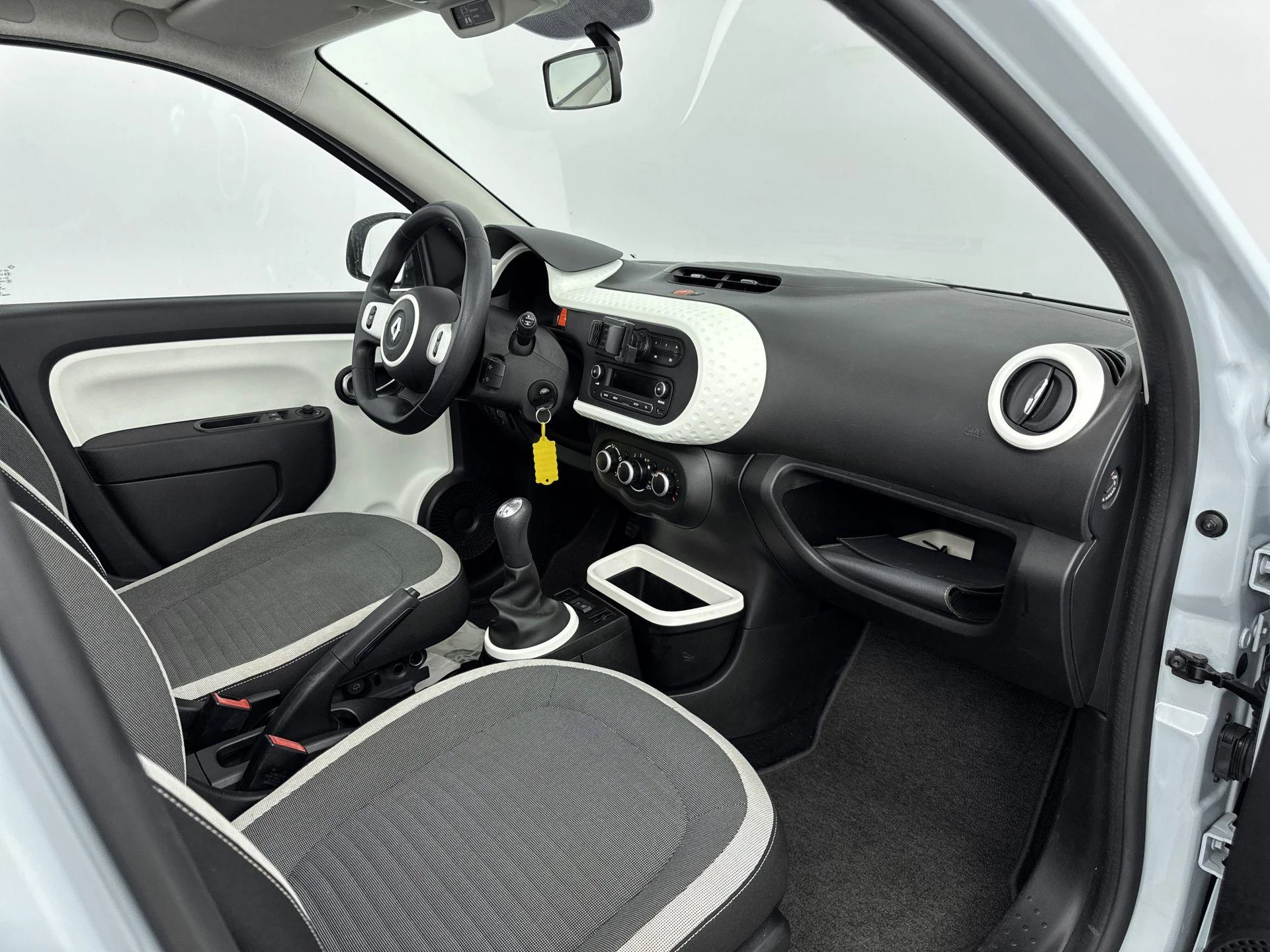 Renault-Twingo-image-10