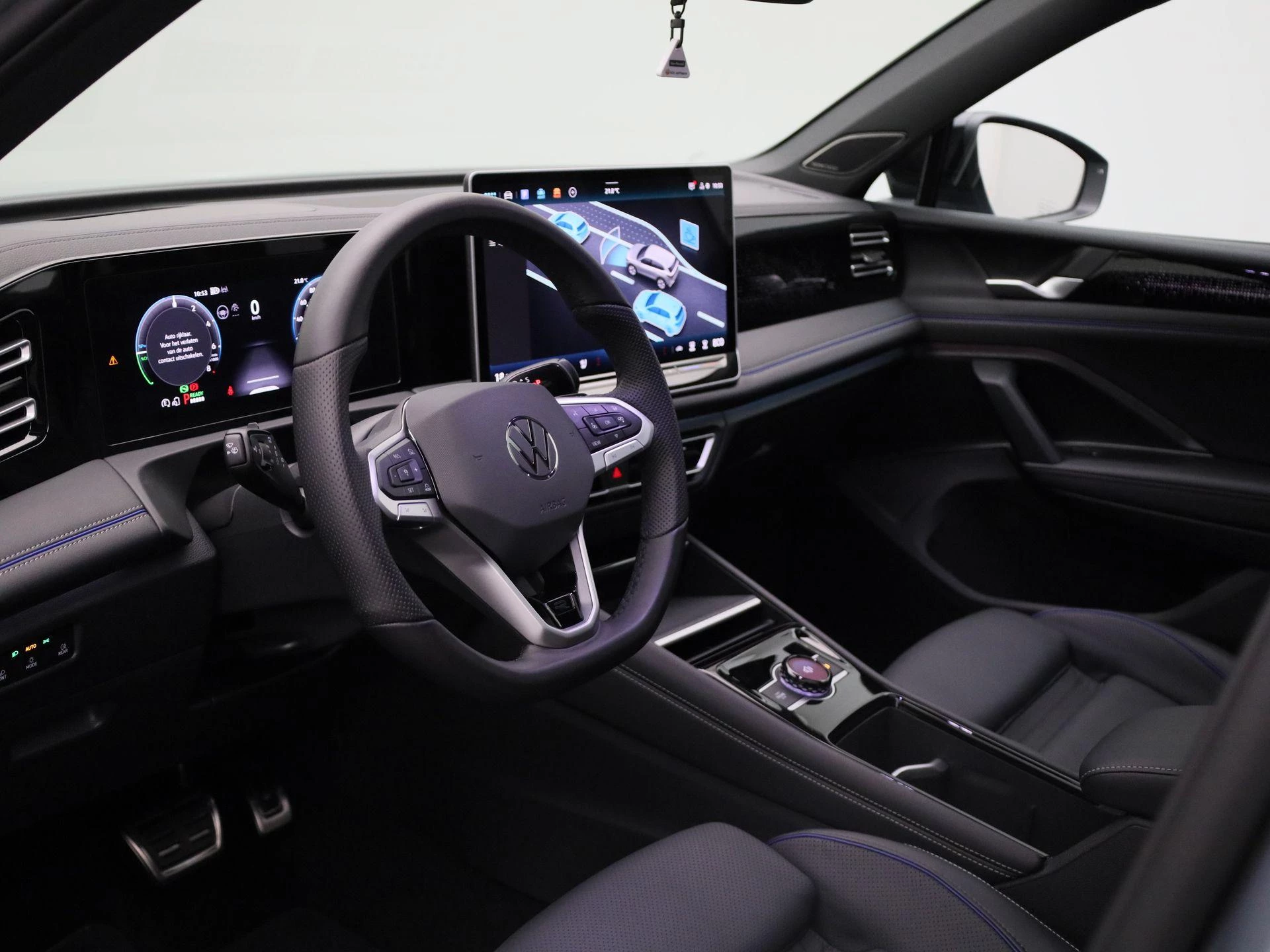 Volkswagen-Tiguan-image-37