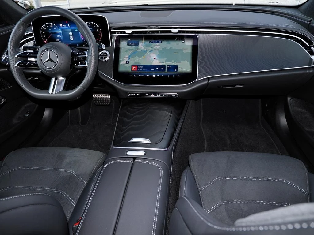 Mercedes-Benz-E-Klasse 200-image-13