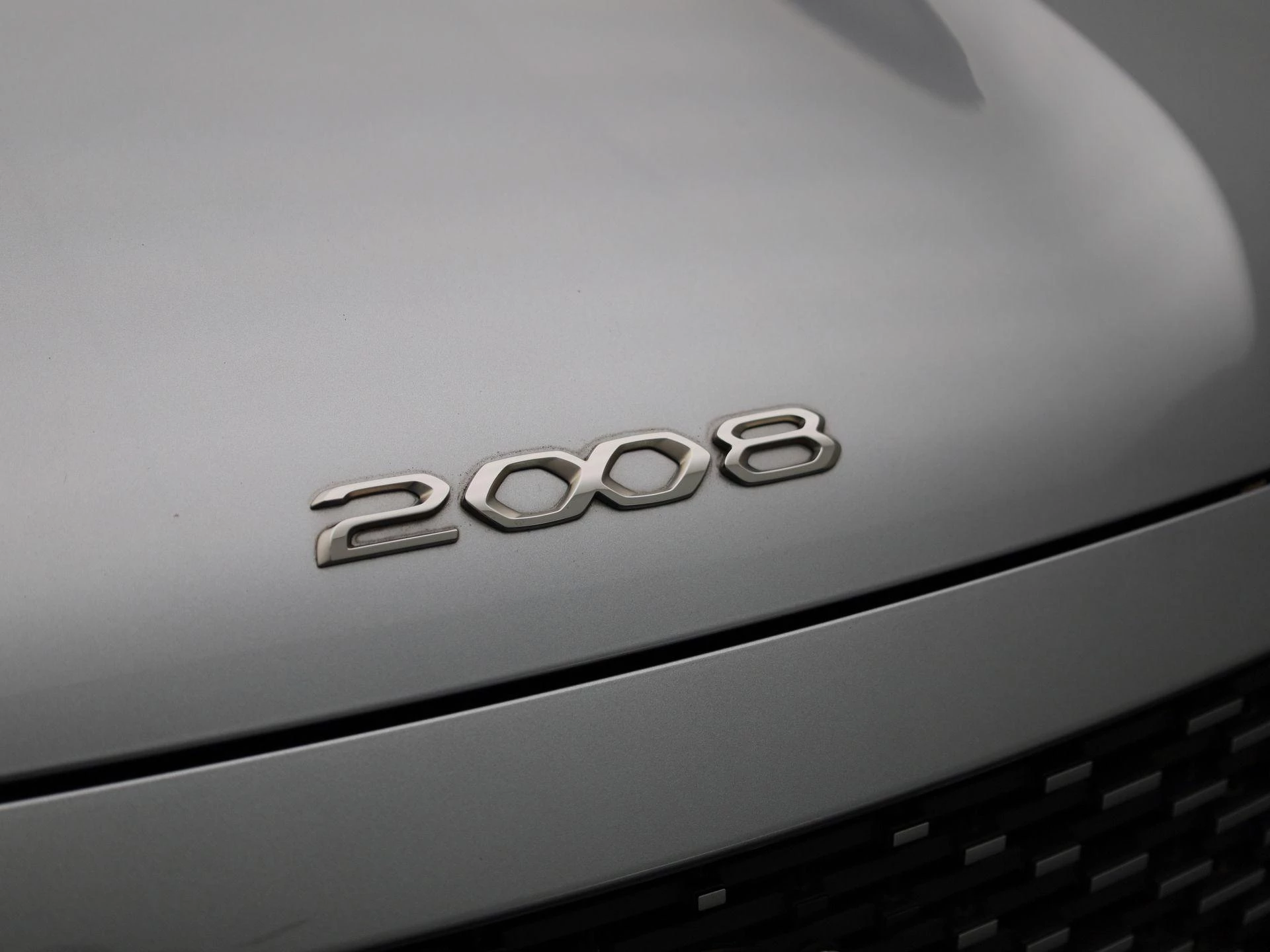 Peugeot-e-2008-image-38