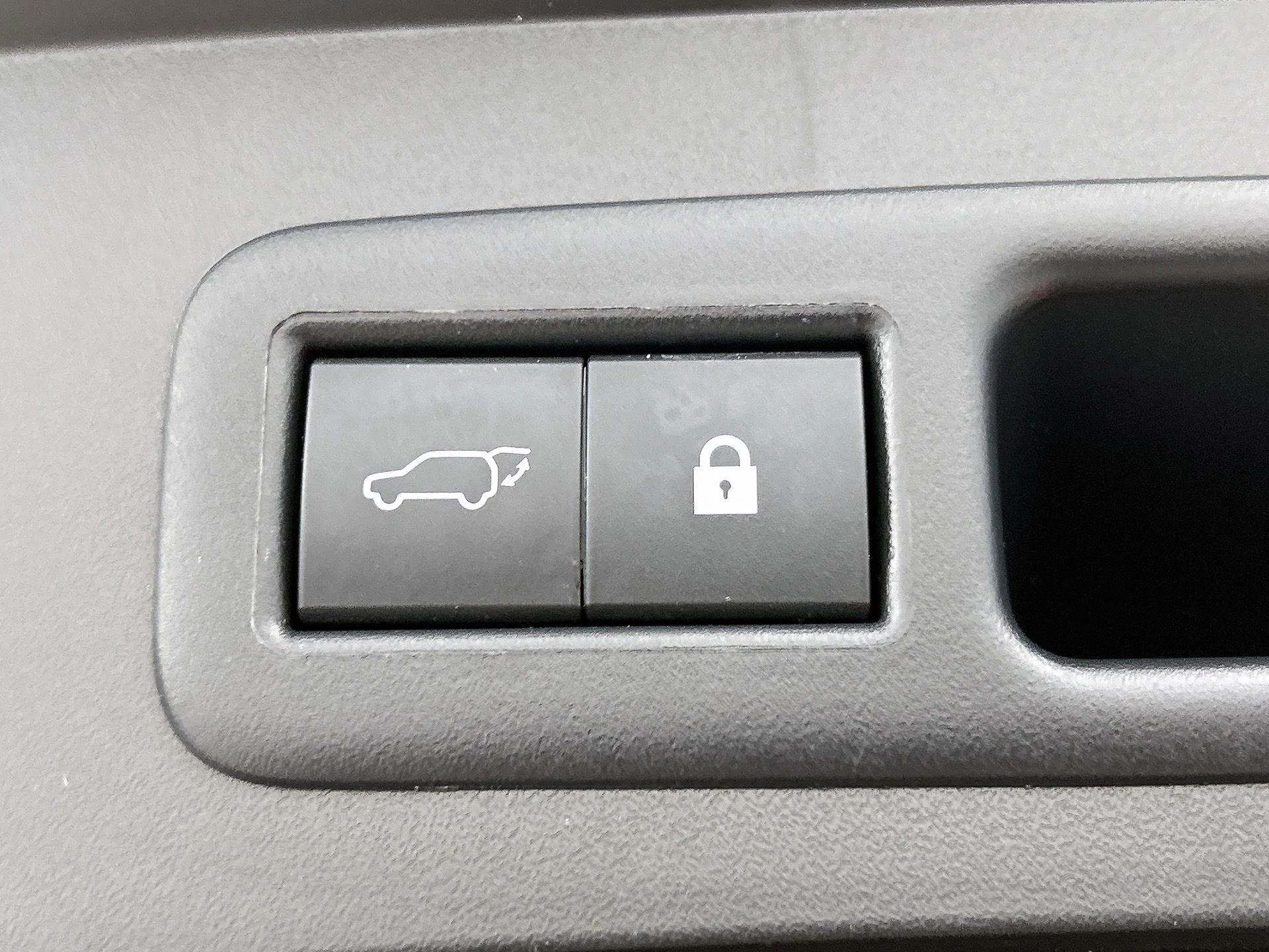 Lexus-UX-image-26