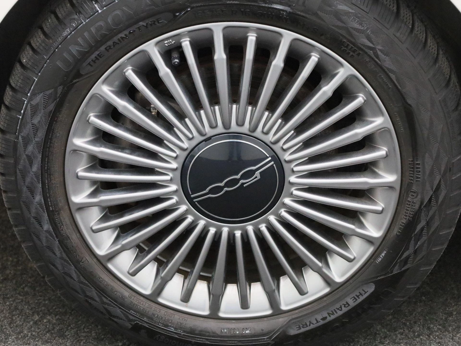 Fiat-500-image-11