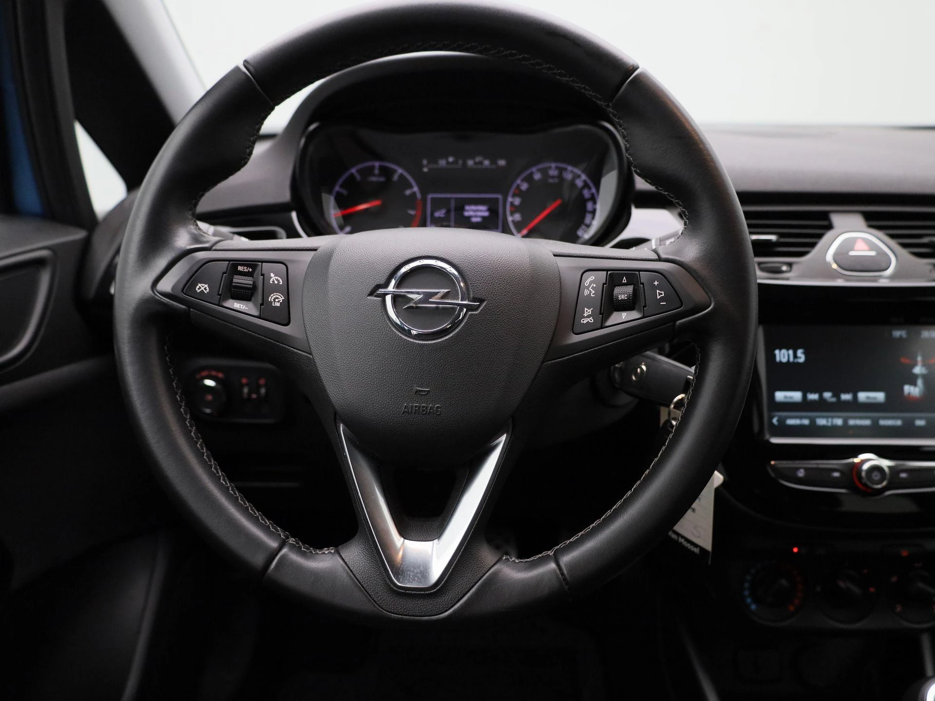 Opel-Corsa-image-6