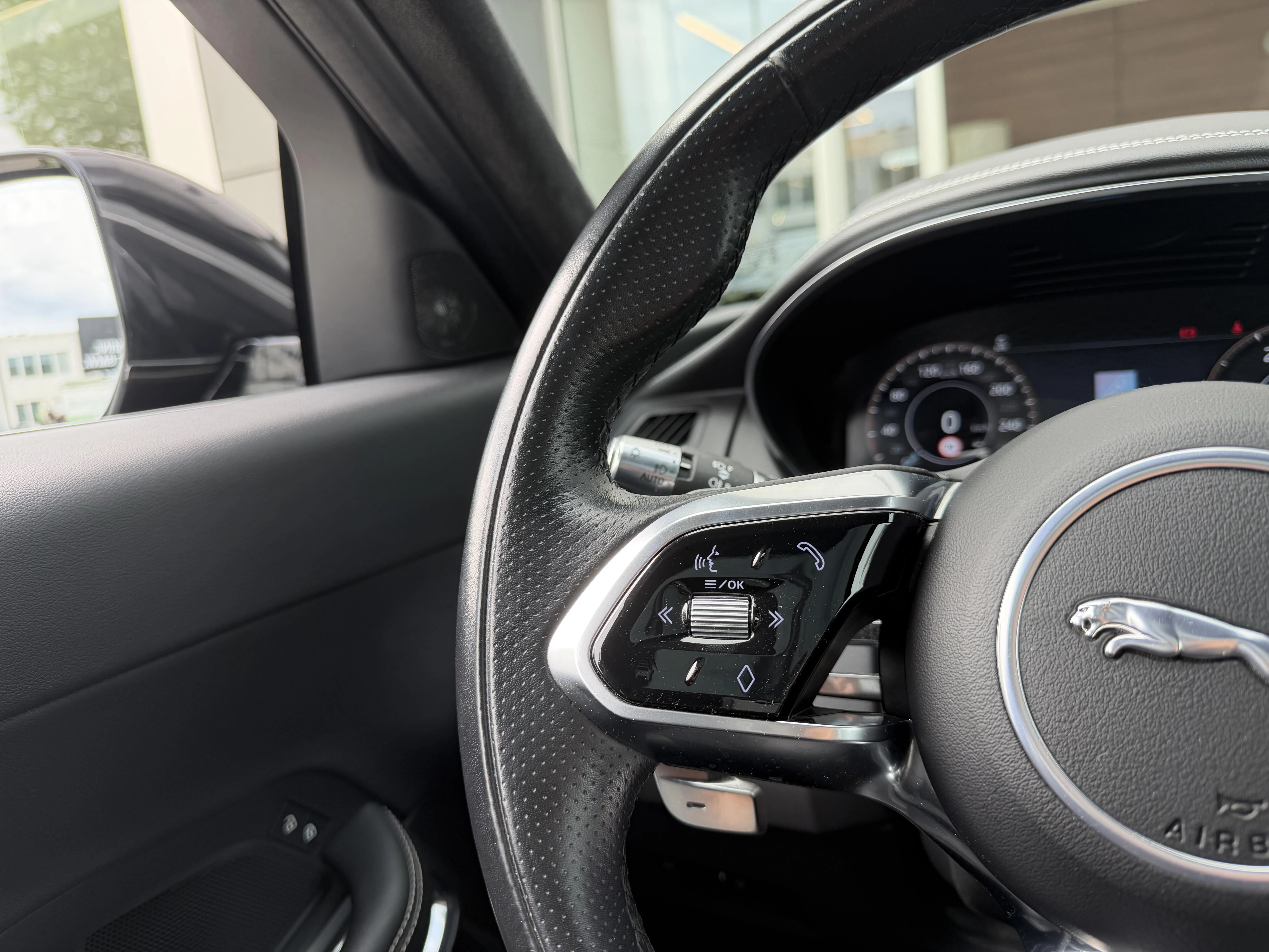 Jaguar E-PACE D165 R-Dynamic S