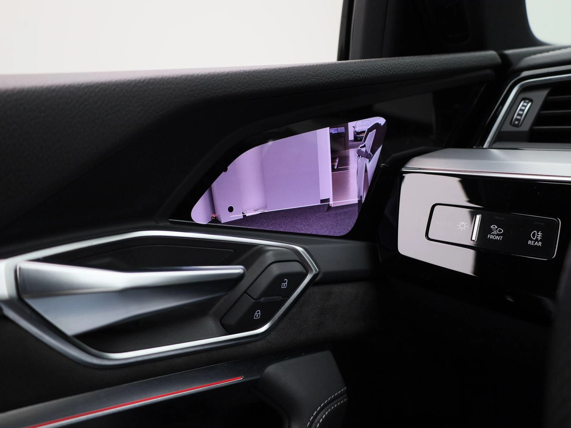 Audi-e-tron-image-23