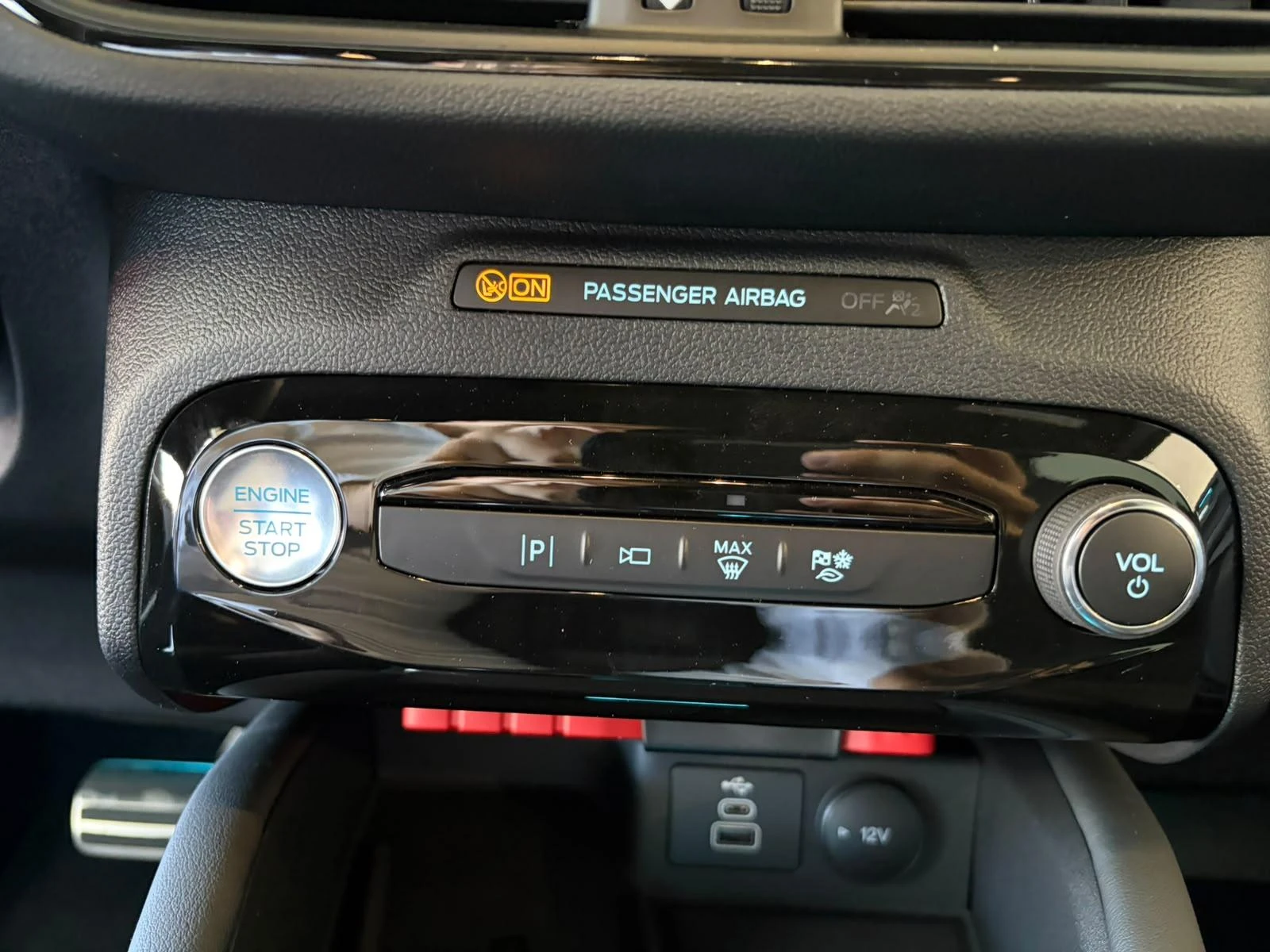 Ford-Kuga-image-15