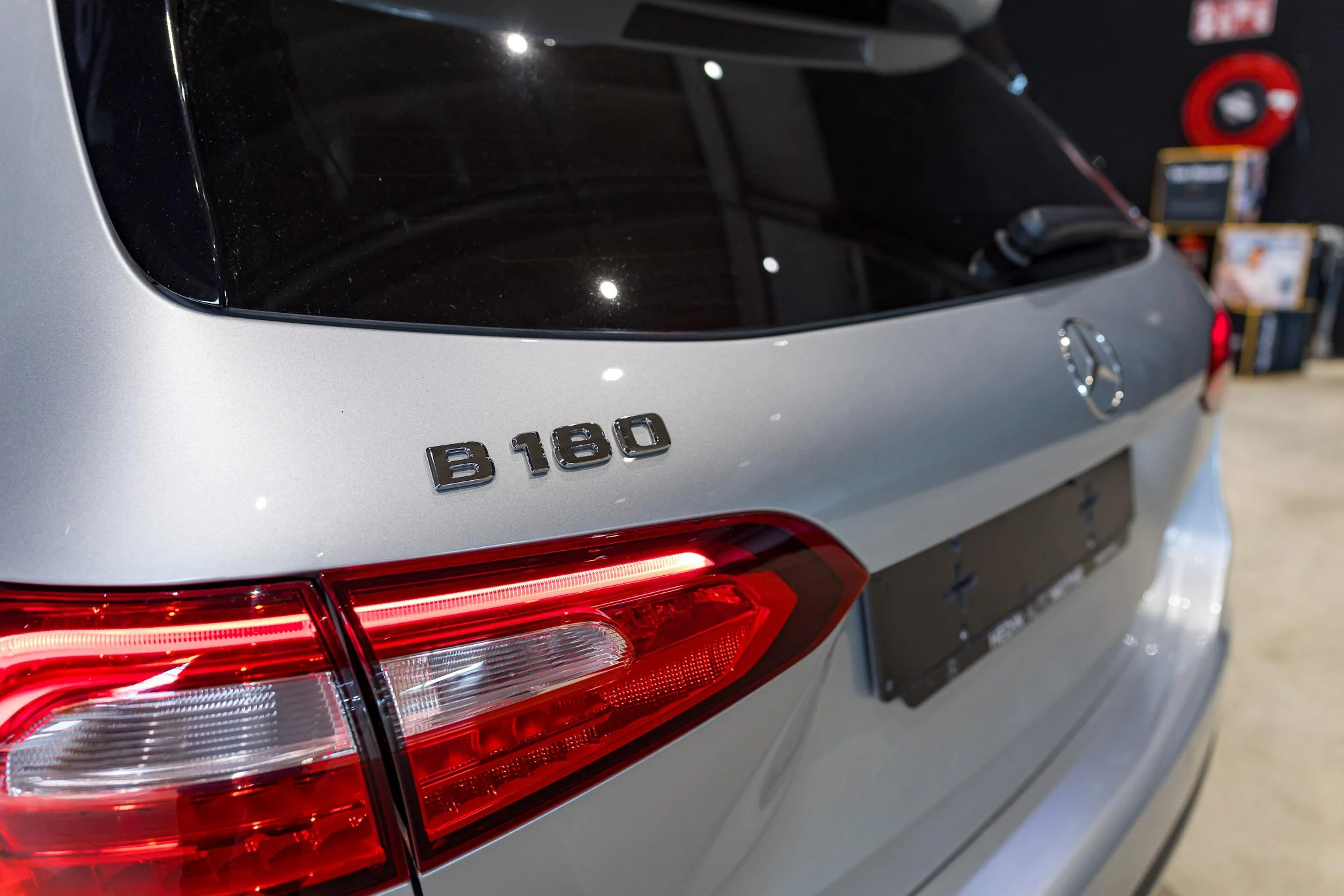 Mercedes-Benz-B-Klasse-image-8