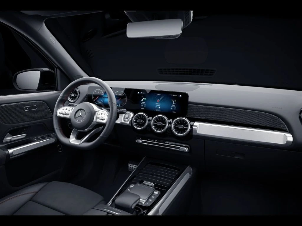 Mercedes-Benz-GLB 220 d-image-11