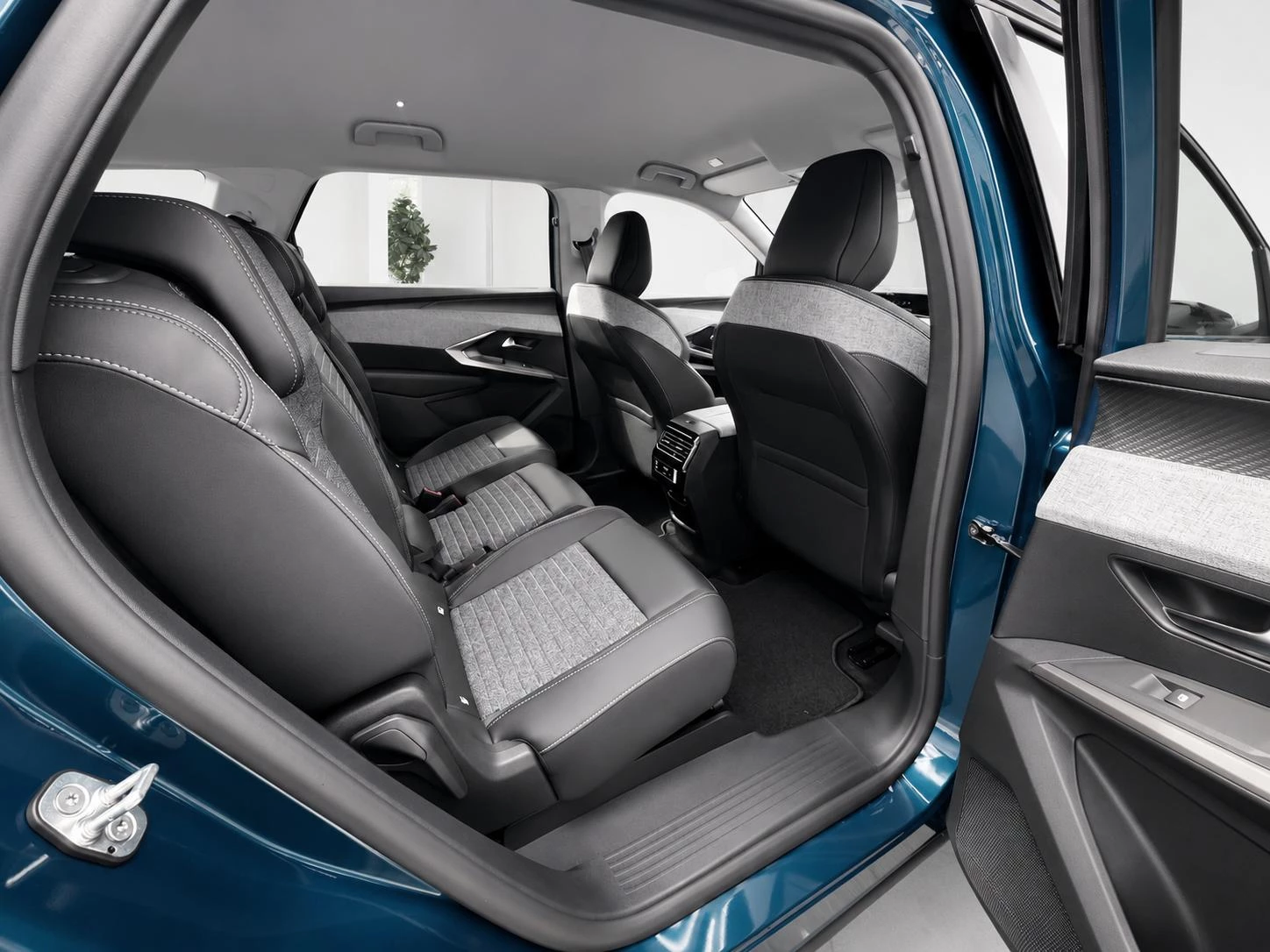 Peugeot 5008 1.6 Plug-in Hybrid 195 Allure 7p
