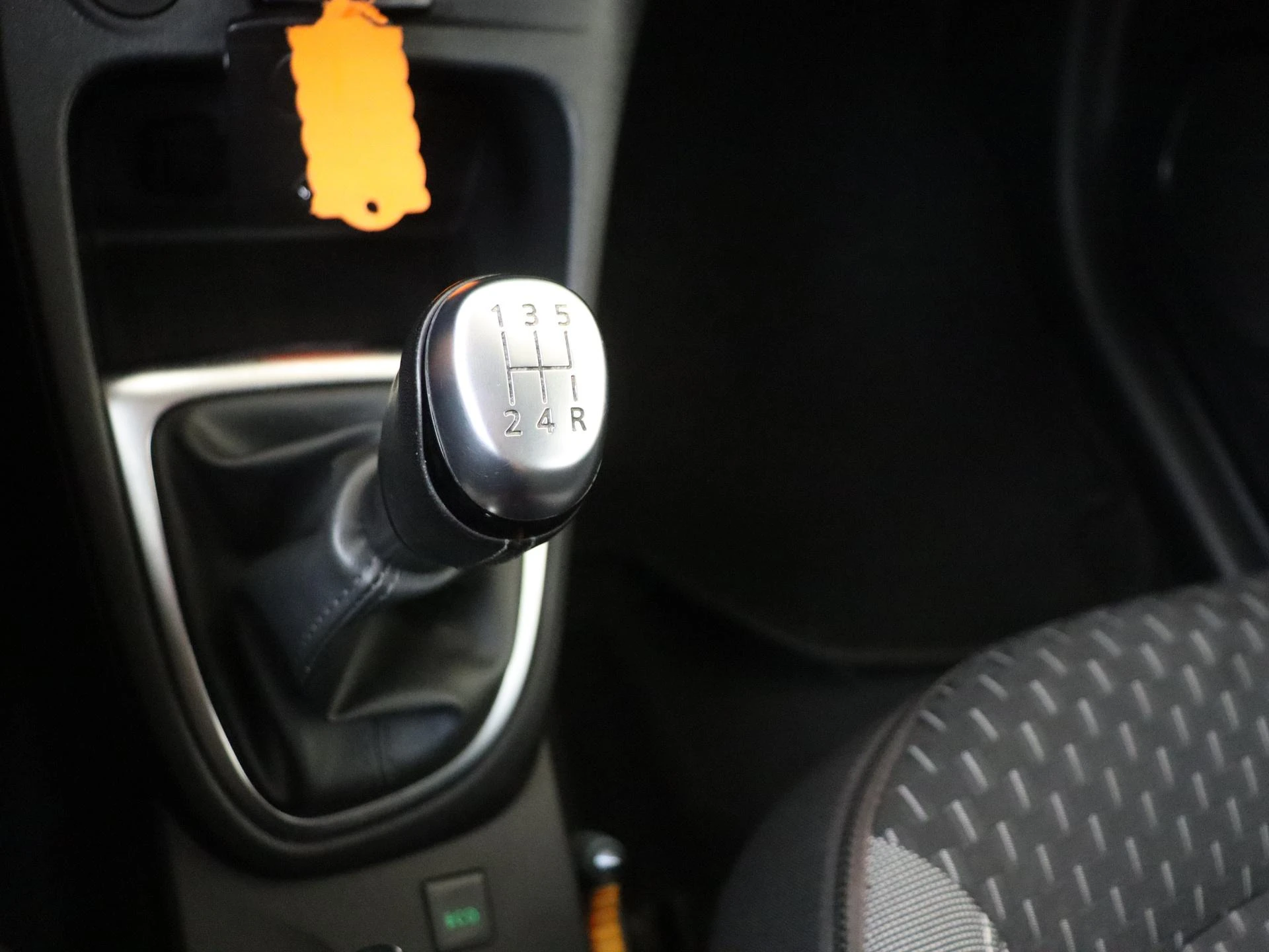 Renault-Captur-image-13