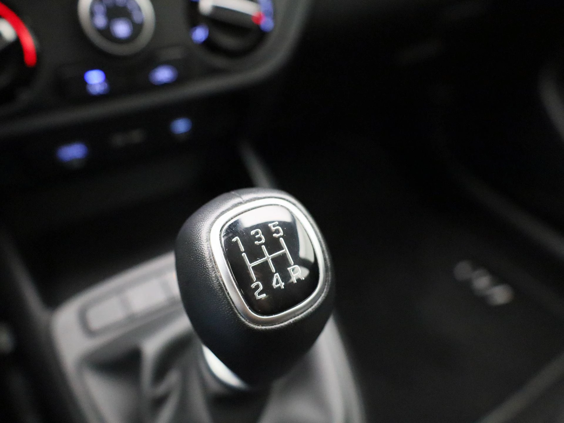 Hyundai-i10-image-20