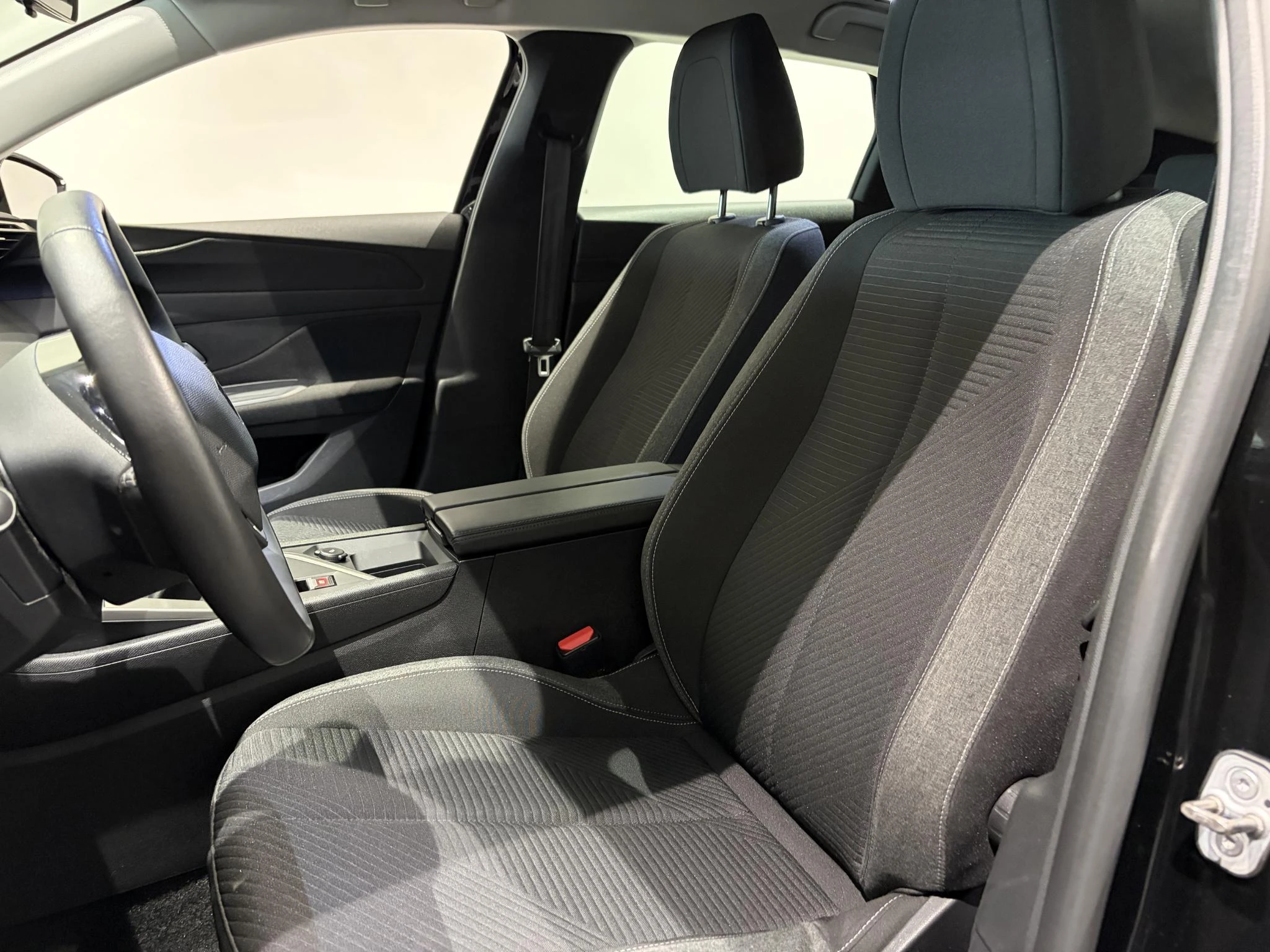 Peugeot-308-image-7