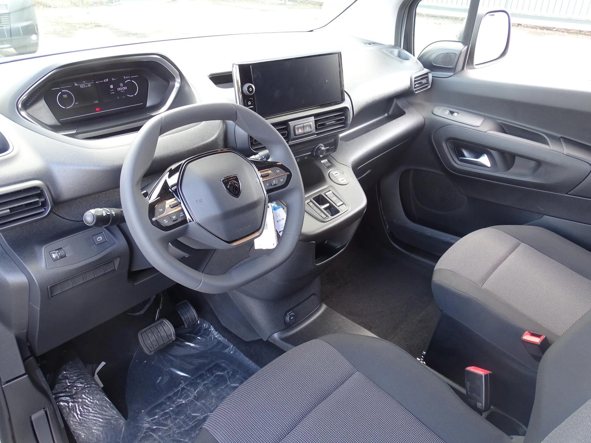 Peugeot-Partner-image-13